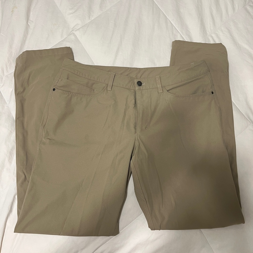 Lululemon ABC pant
